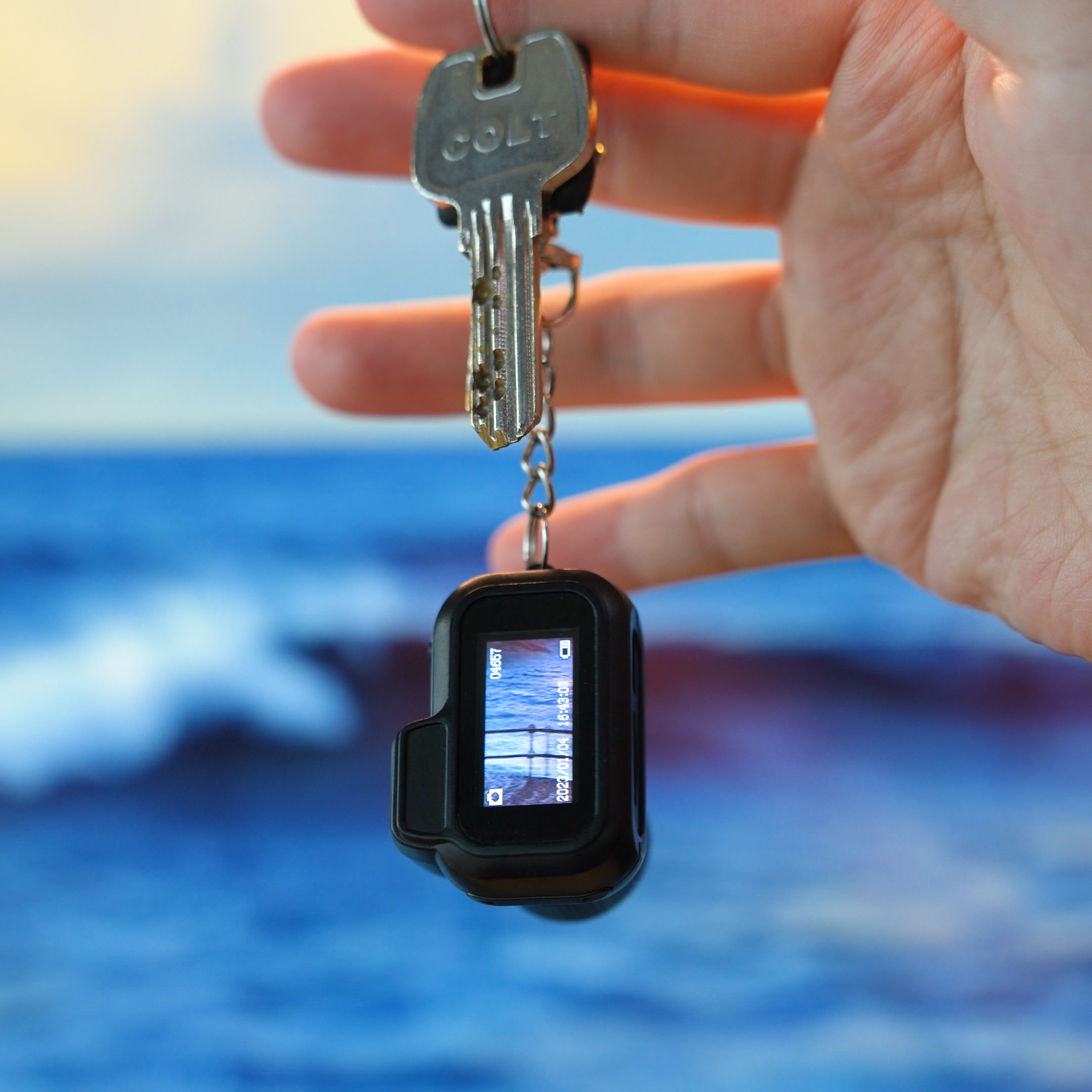 MiniSnaps Mini Camera Keychain - Smallest HD Camcorder for Video Recording & Travel - Cool Gift for Men & Women