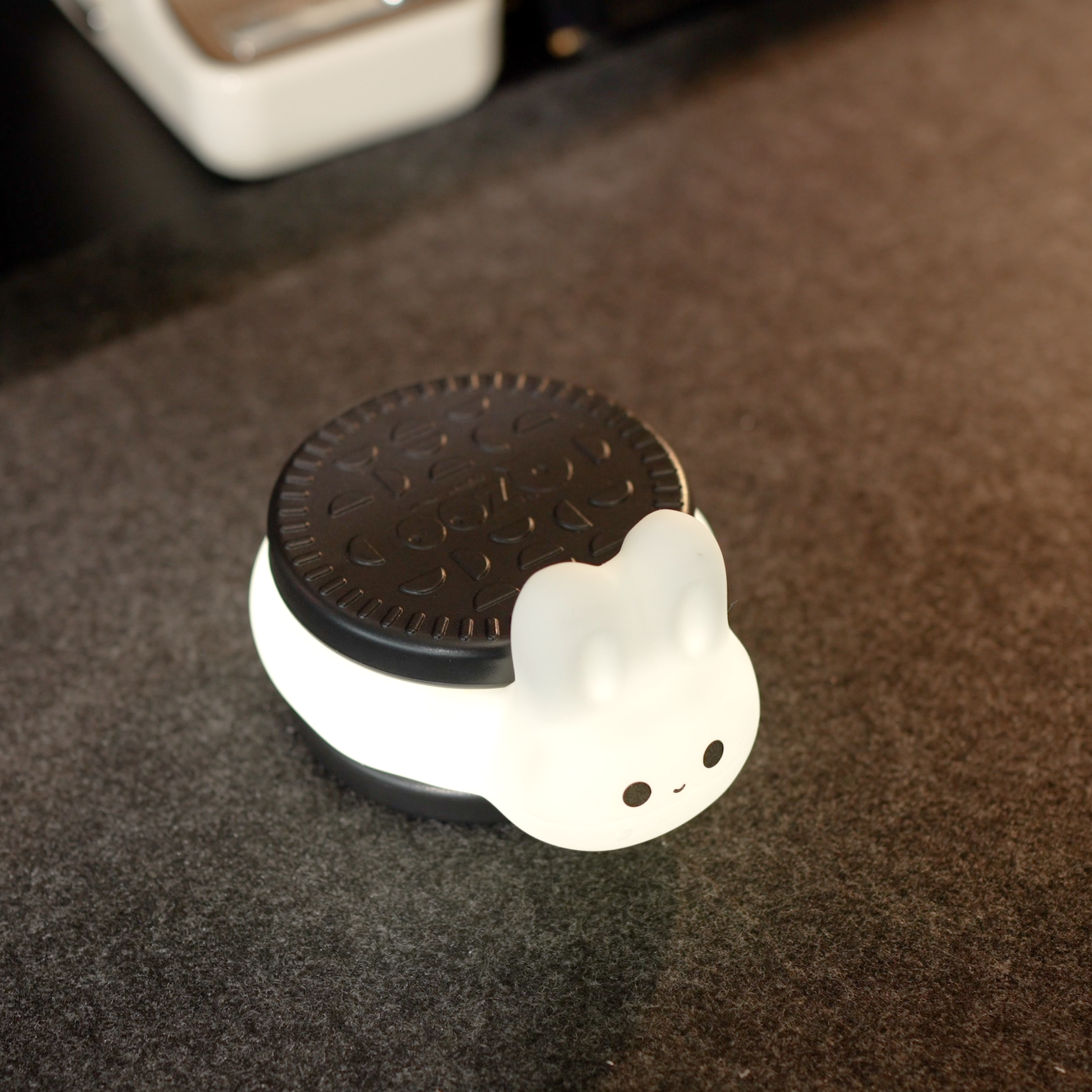 Cream Rabbit LED Lamp