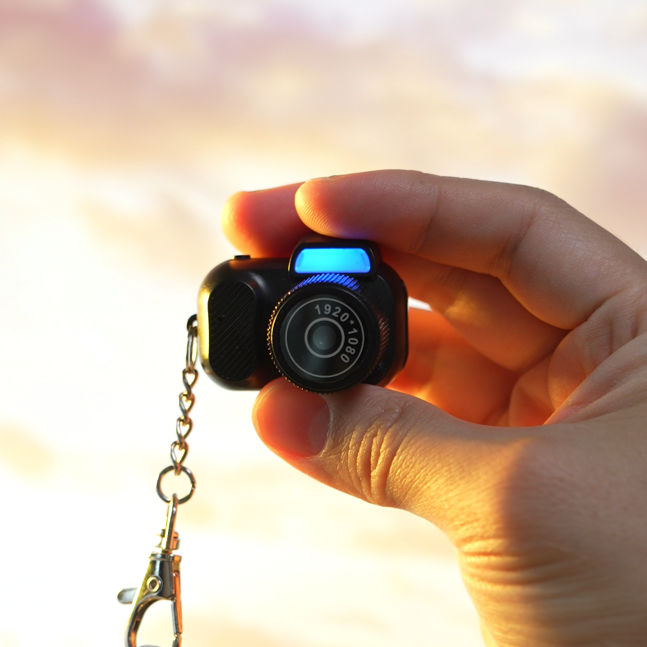 Mini Snaps - World's smallest HD camera