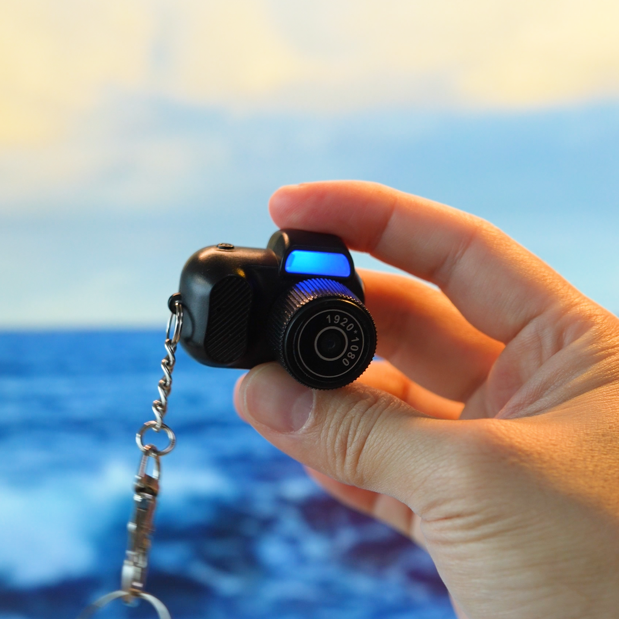 Mini Snaps - World's smallest HD camera