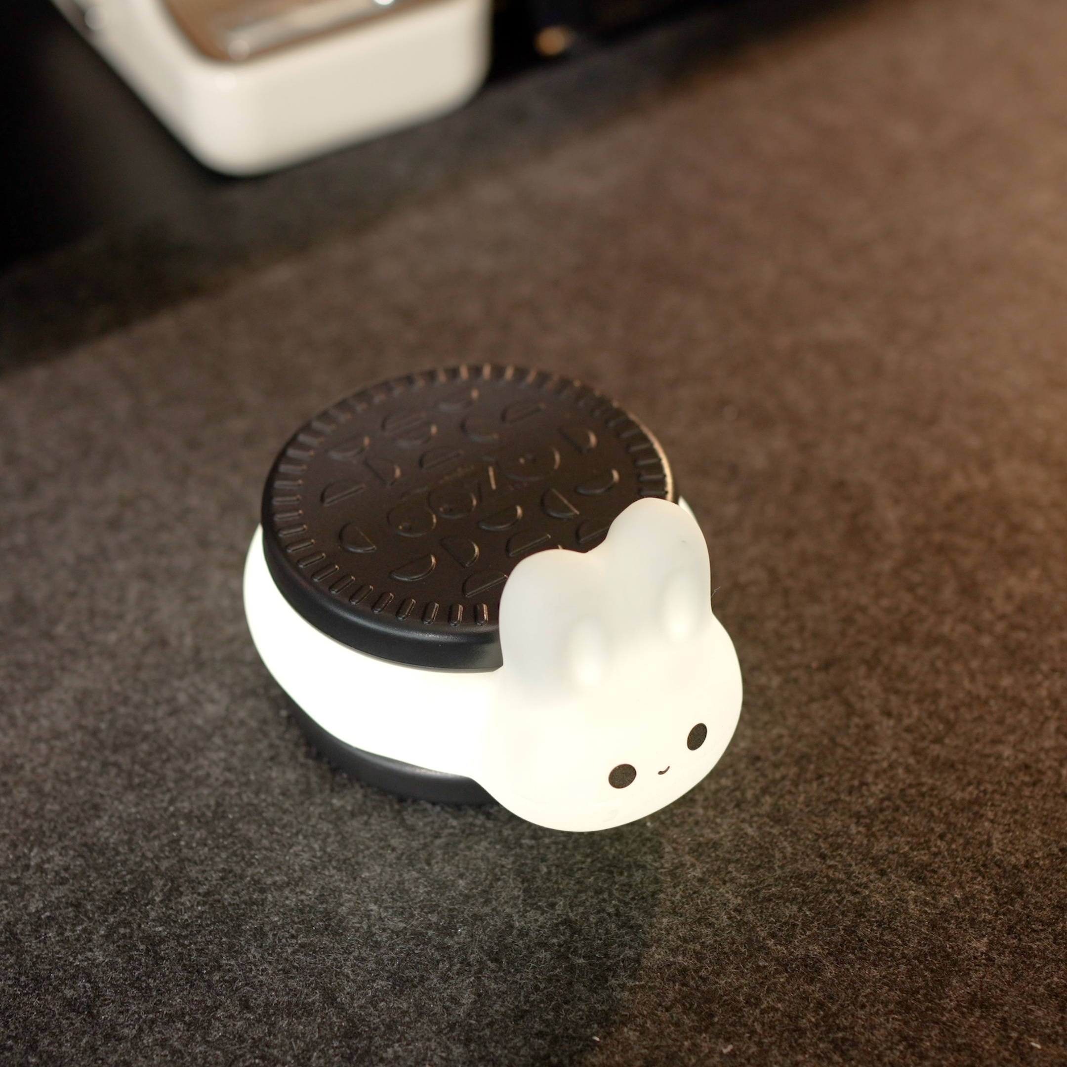 Cream Rabbit LED Lamp