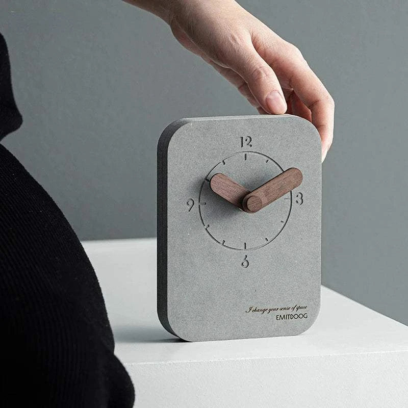 Minimal Table Clock